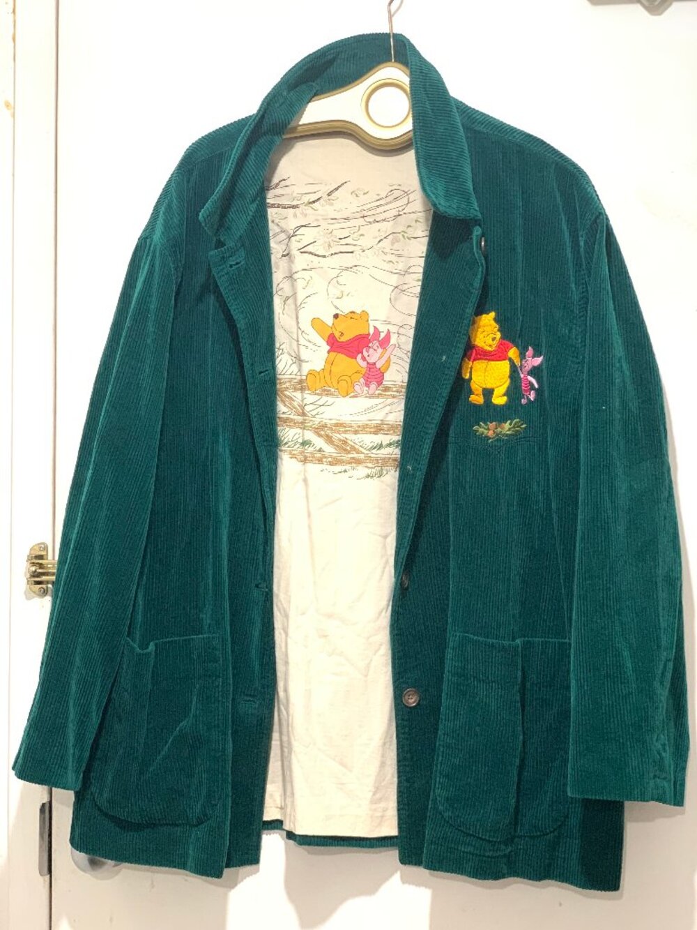 THE DISNEY STORE WINNIE POOH VINTAGE CORDUROY JACKETS SIZE XL